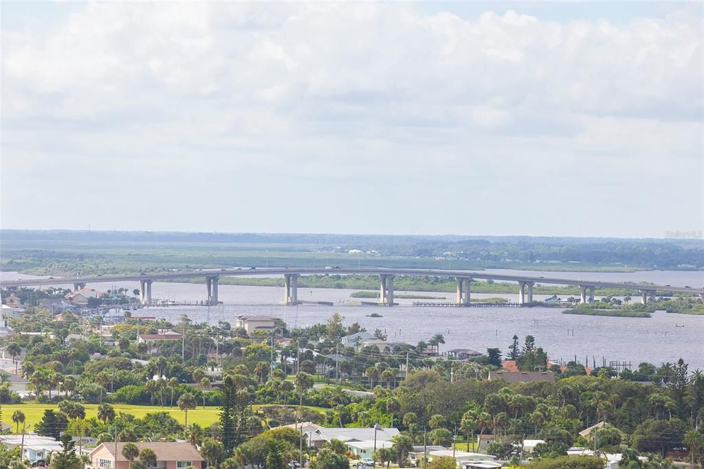 Active With Contract: $389,900 (3 beds, 2 baths, 1668 Square Feet)