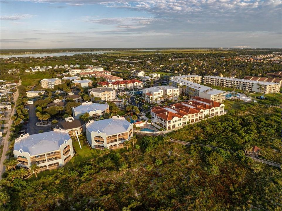 待售: $523,000 (2 贝兹, 2 浴室, 1065 平方英尺)