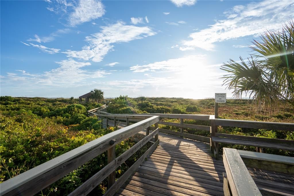 待售: $523,000 (2 贝兹, 2 浴室, 1065 平方英尺)