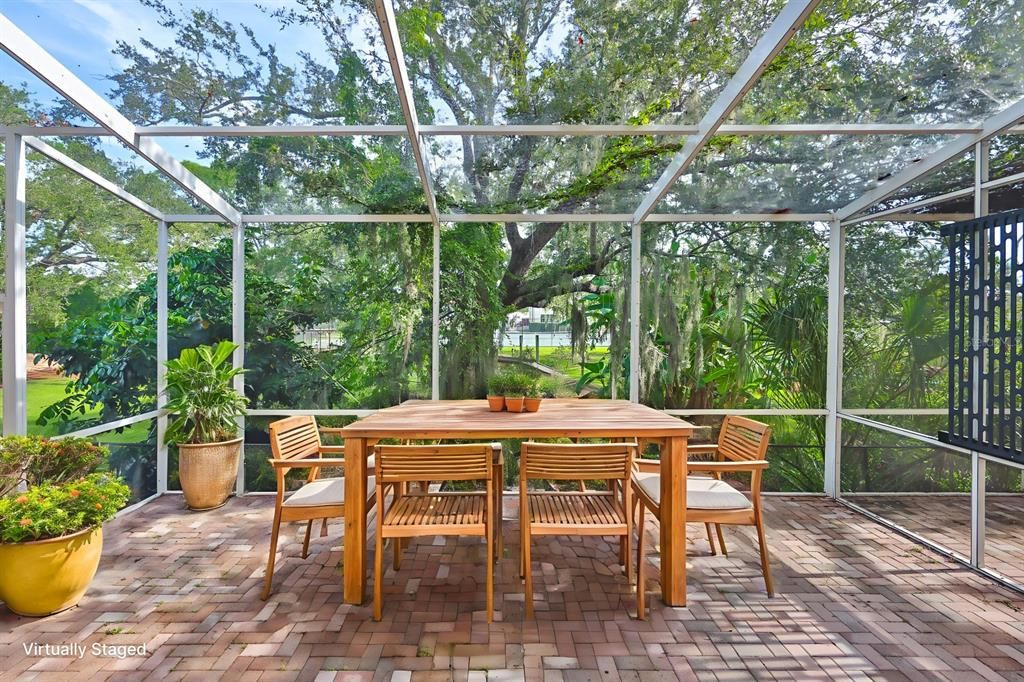 待售: $375,000 (3 贝兹, 2 浴室, 2154 平方英尺)