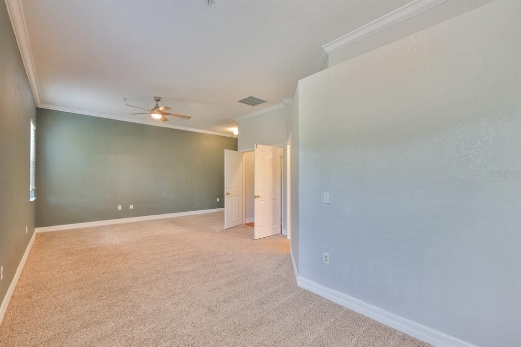 待售: $375,000 (3 贝兹, 2 浴室, 2154 平方英尺)