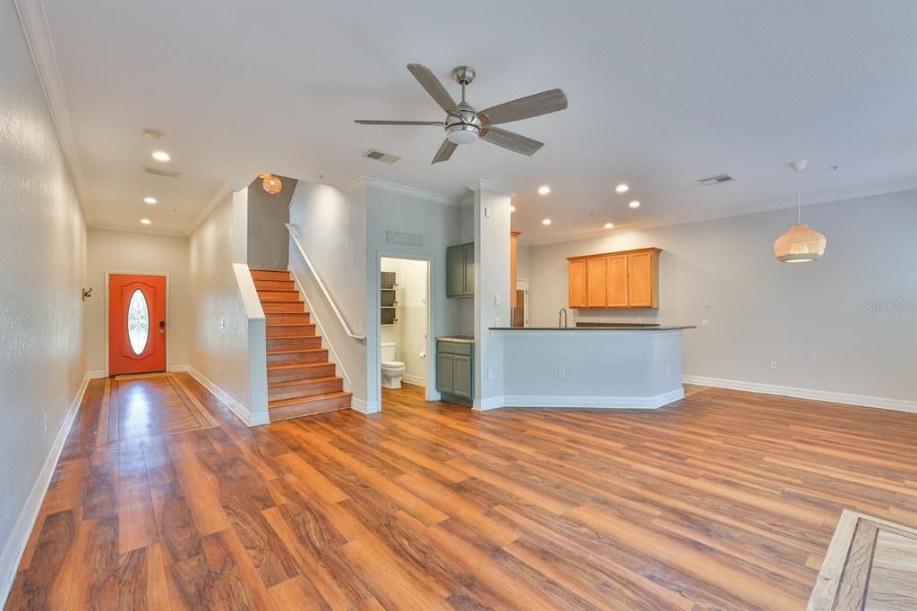 待售: $375,000 (3 贝兹, 2 浴室, 2154 平方英尺)