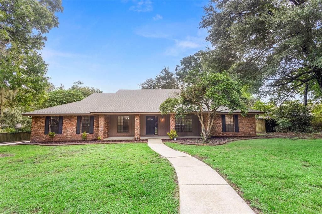 最近售出: $413,000 (4 贝兹, 2 浴室, 2118 平方英尺)