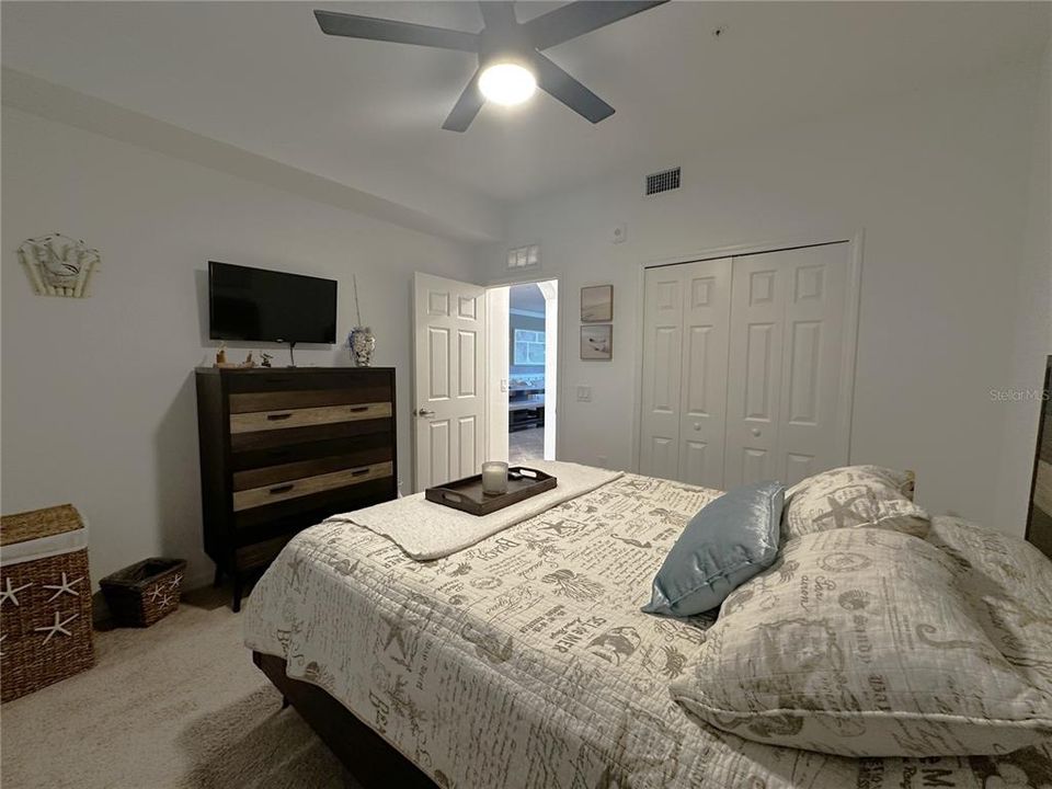 For Rent: $6,000 (2 beds, 2 baths, 1120 Square Feet)