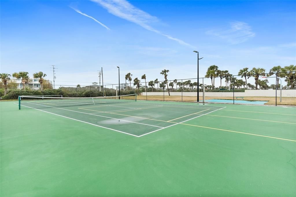 На продажу: $479,000 (2 спален, 2 ванн, 1202 Квадратных фут)