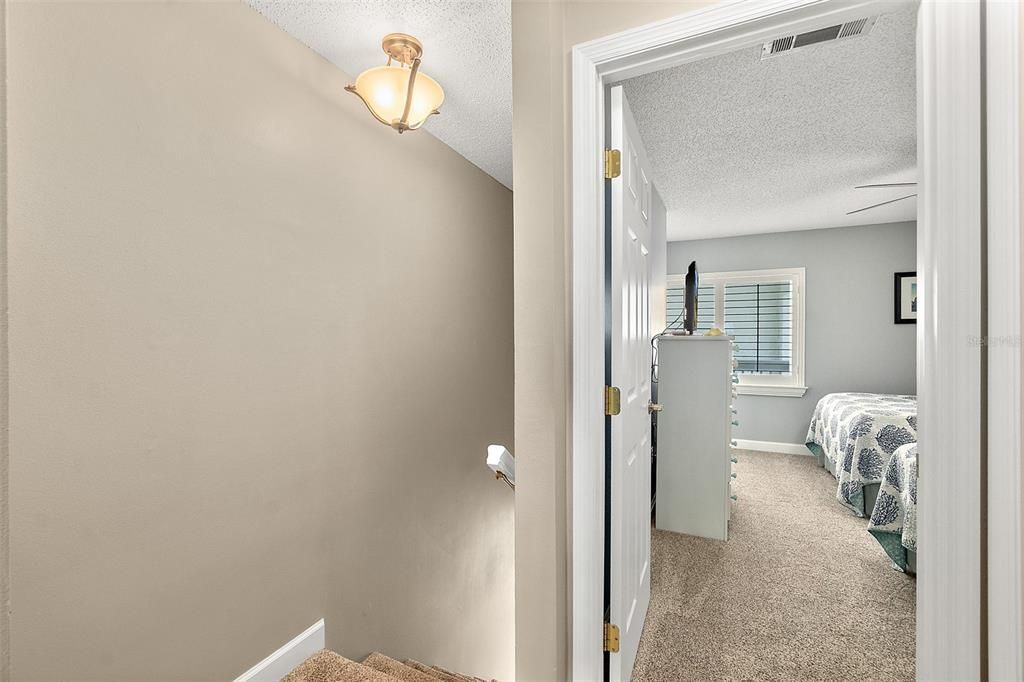 На продажу: $479,000 (2 спален, 2 ванн, 1202 Квадратных фут)