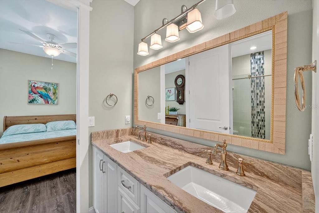 Active With Contract: $895,000 (6 beds, 5 baths, 3603 Square Feet)