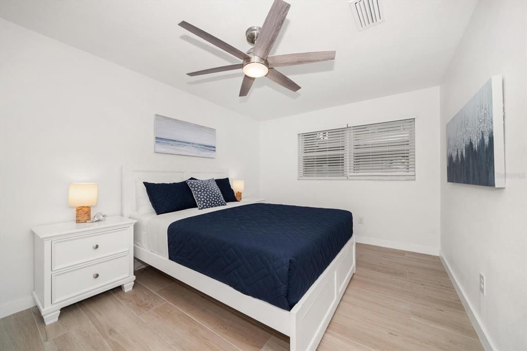 For Sale: $950,000 (2 beds, 2 baths, 1351 Square Feet)