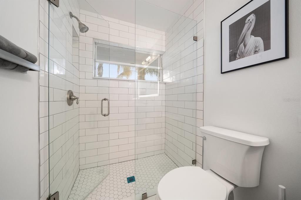 For Sale: $950,000 (2 beds, 2 baths, 1351 Square Feet)