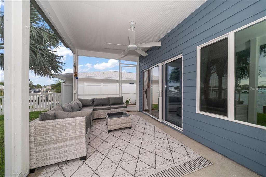 For Sale: $950,000 (2 beds, 2 baths, 1351 Square Feet)