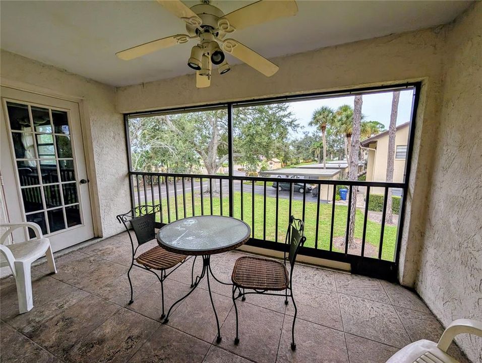 Active With Contract: $159,000 (2 beds, 2 baths, 1064 Square Feet)