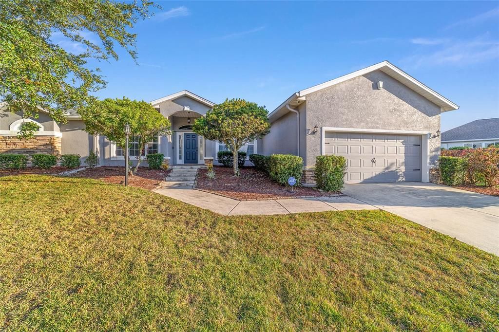 Active With Contract: $2,270 (3 beds, 2 baths, 2158 Square Feet)