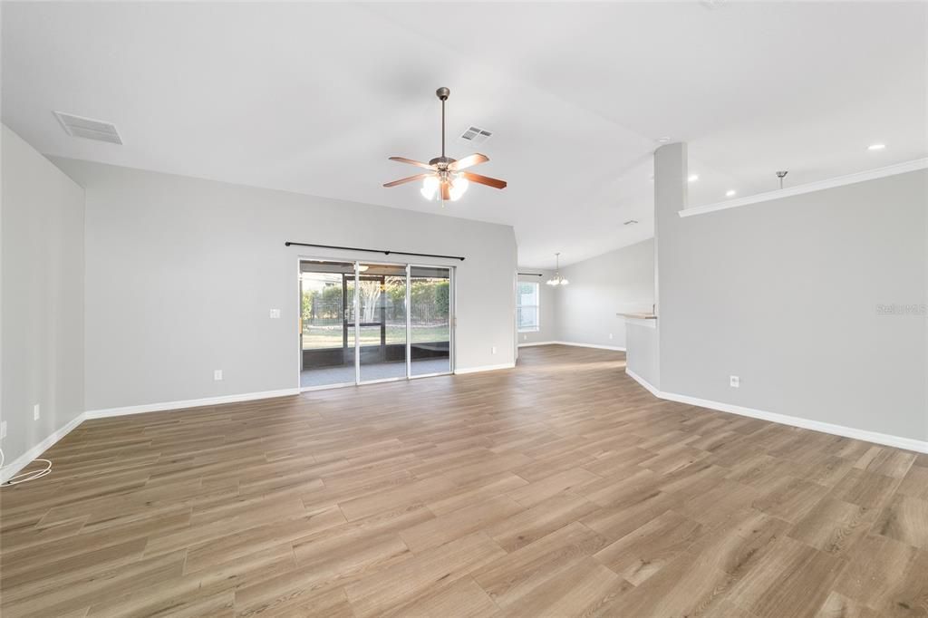 Active With Contract: $2,270 (3 beds, 2 baths, 2158 Square Feet)
