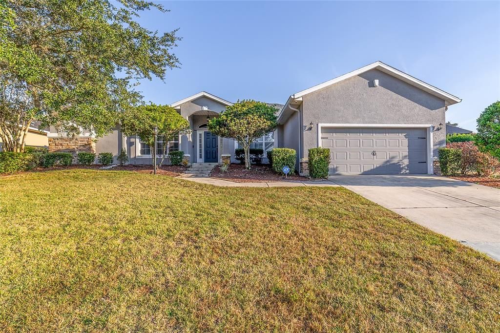 Active With Contract: $2,270 (3 beds, 2 baths, 2158 Square Feet)