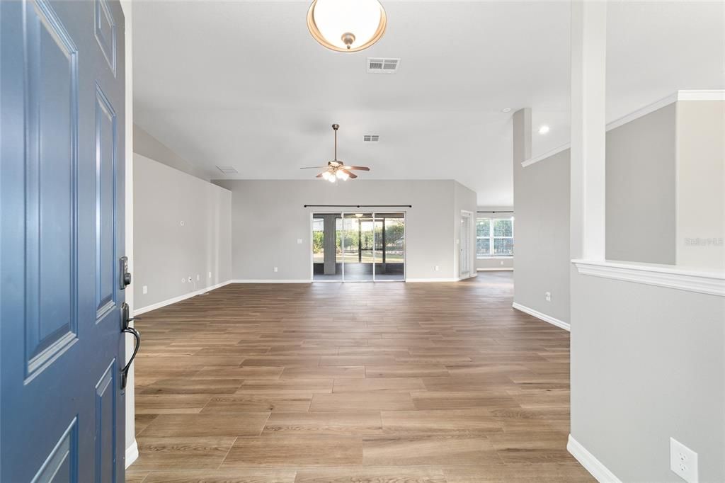 Active With Contract: $2,270 (3 beds, 2 baths, 2158 Square Feet)