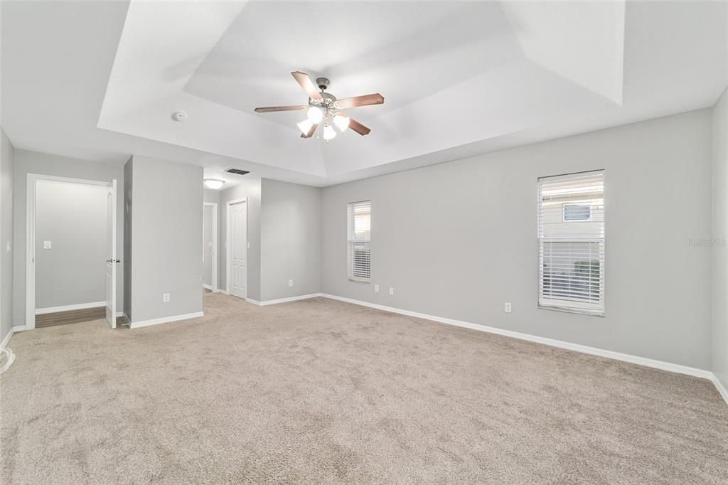 Active With Contract: $2,270 (3 beds, 2 baths, 2158 Square Feet)