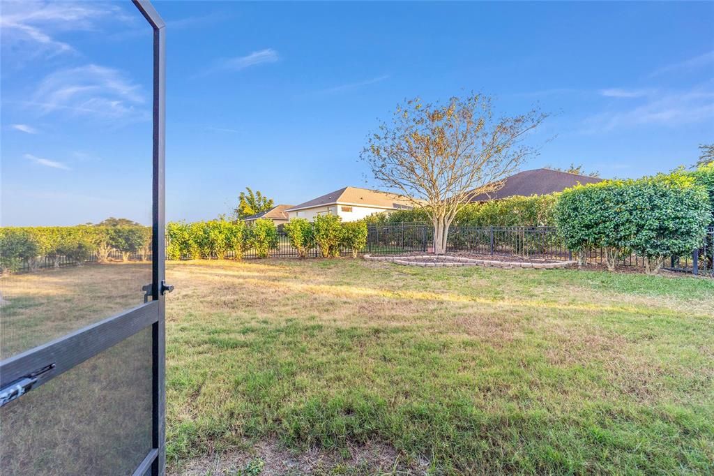 Active With Contract: $2,270 (3 beds, 2 baths, 2158 Square Feet)