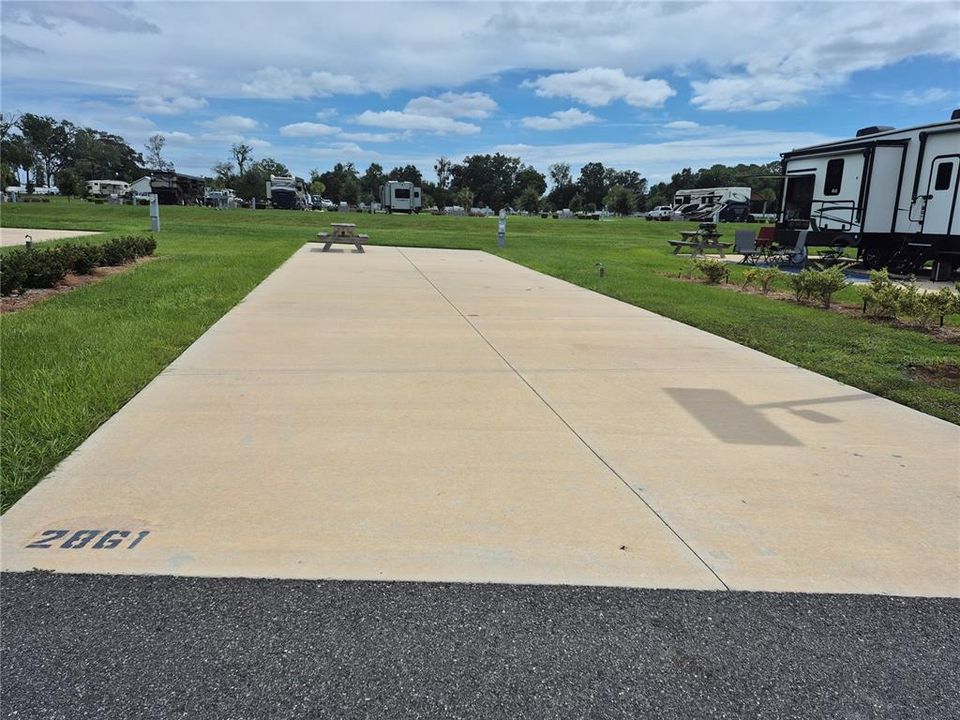 待售: $175,500 (0.08 acres)