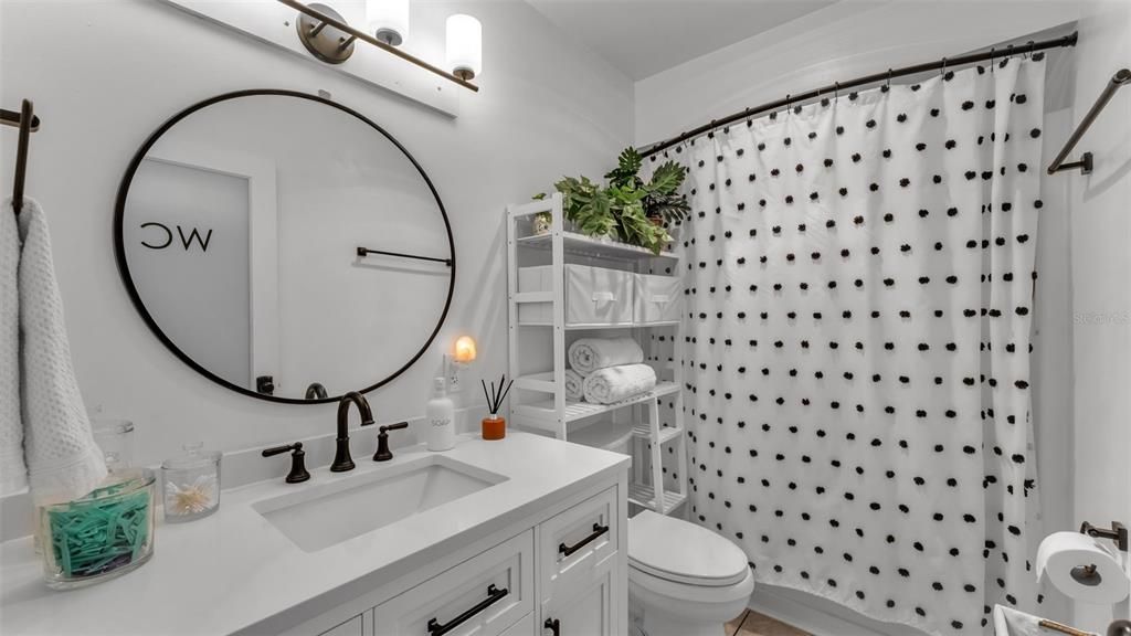 Active With Contract: $465,000 (3 beds, 2 baths, 2368 Square Feet)