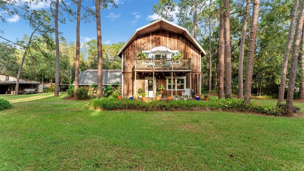 Active With Contract: $465,000 (3 beds, 2 baths, 2368 Square Feet)