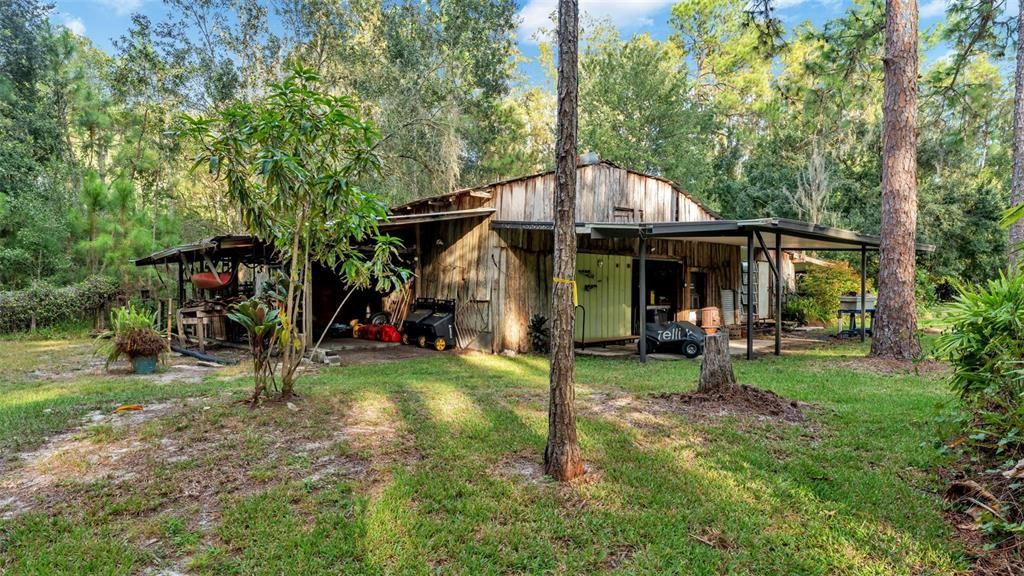 Active With Contract: $465,000 (3 beds, 2 baths, 2368 Square Feet)