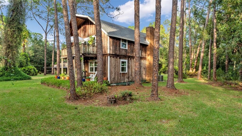 Active With Contract: $465,000 (3 beds, 2 baths, 2368 Square Feet)