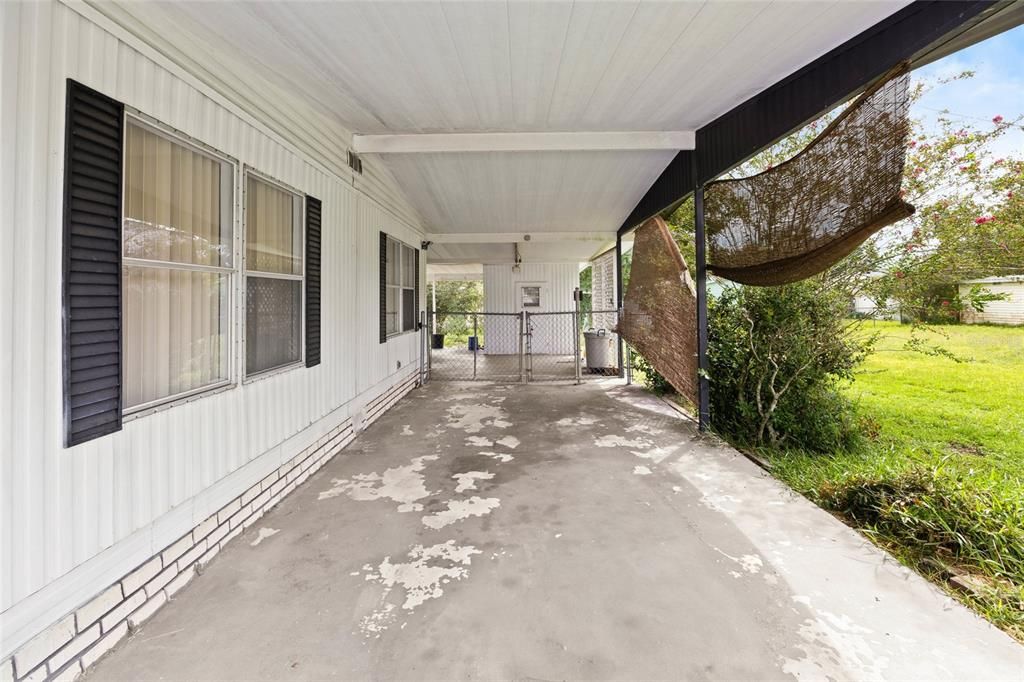 Active With Contract: $95,000 (3 beds, 2 baths, 1152 Square Feet)