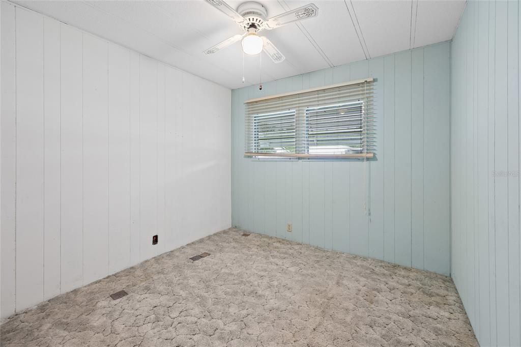 Active With Contract: $95,000 (3 beds, 2 baths, 1152 Square Feet)