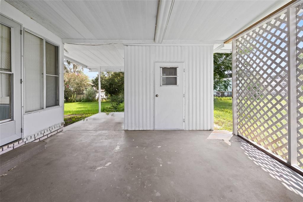 Active With Contract: $95,000 (3 beds, 2 baths, 1152 Square Feet)