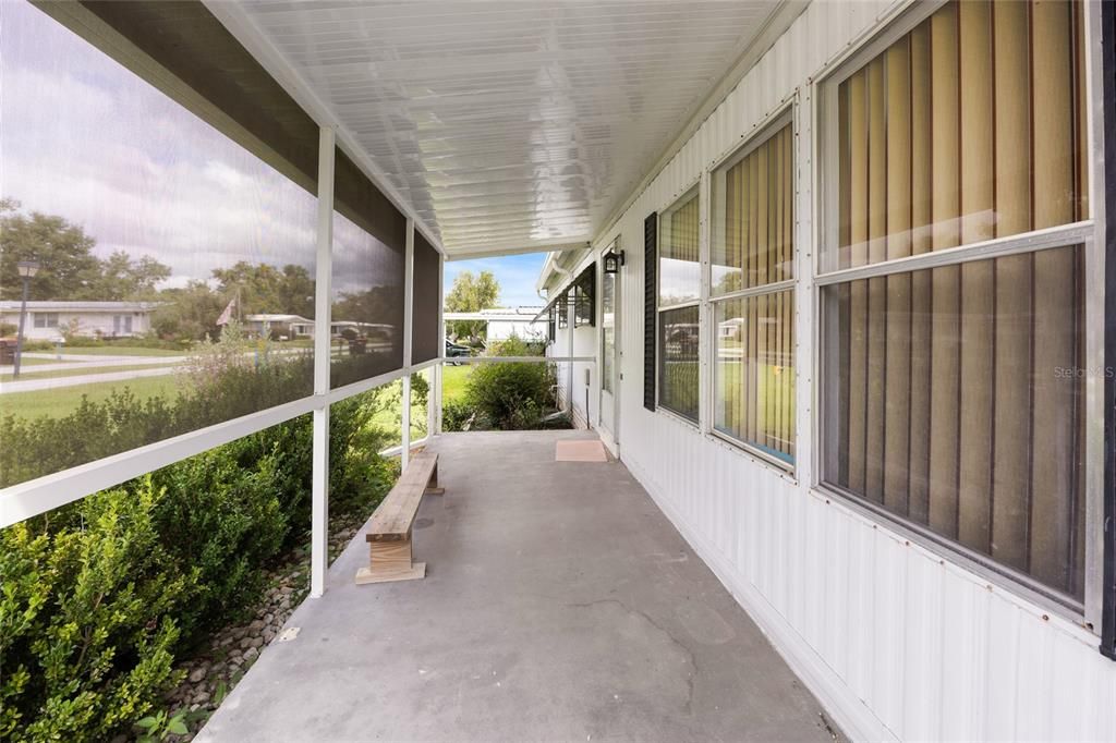 Active With Contract: $95,000 (3 beds, 2 baths, 1152 Square Feet)