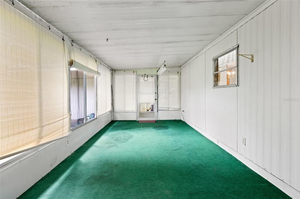 Active With Contract: $95,000 (3 beds, 2 baths, 1152 Square Feet)