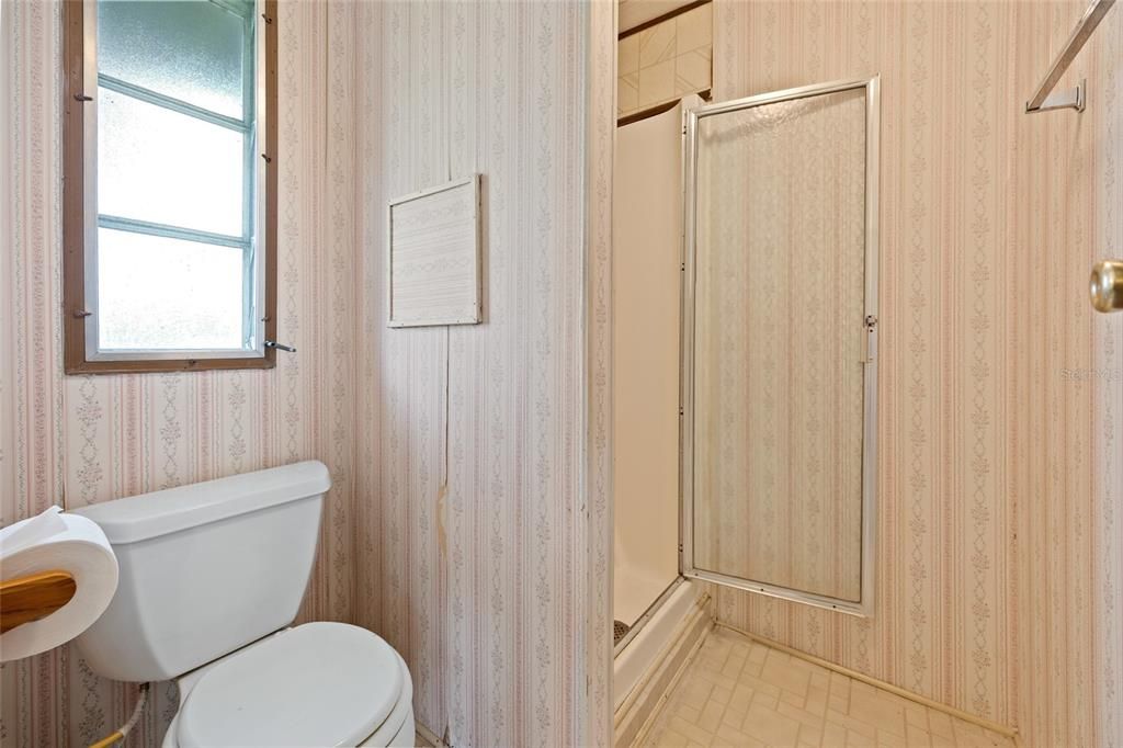 Active With Contract: $95,000 (3 beds, 2 baths, 1152 Square Feet)