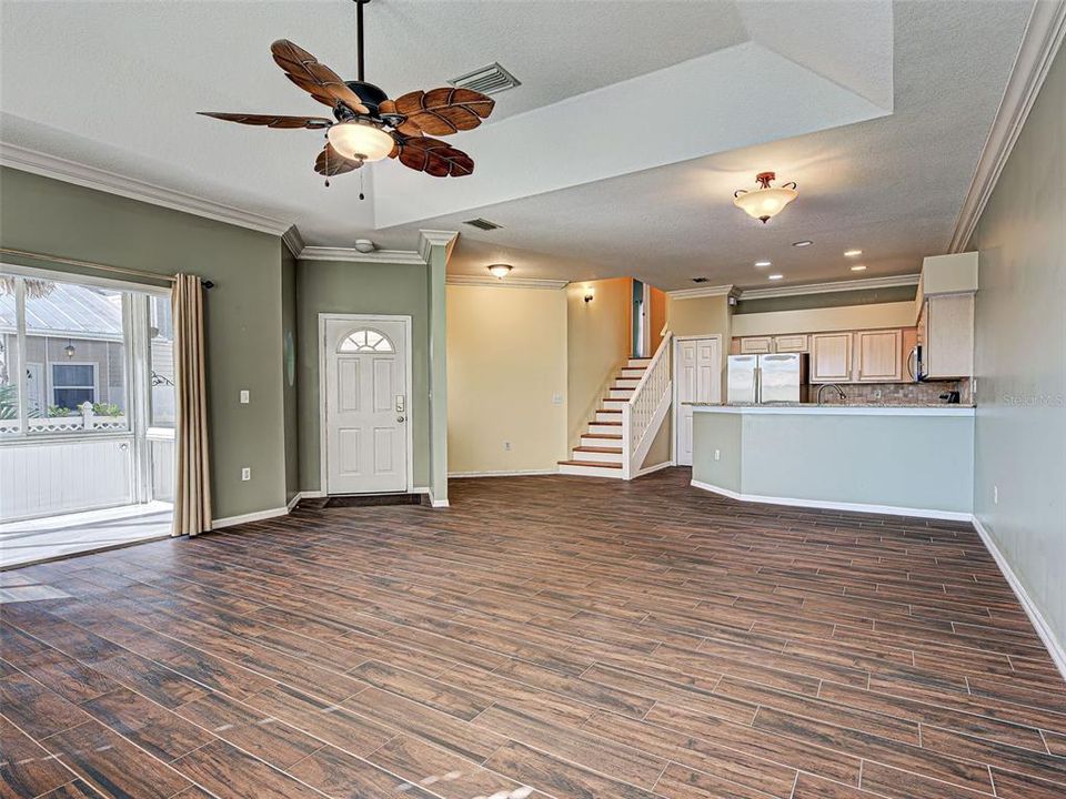 待售: $340,000 (2 贝兹, 2 浴室, 1165 平方英尺)