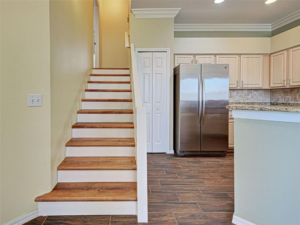 待售: $340,000 (2 贝兹, 2 浴室, 1165 平方英尺)