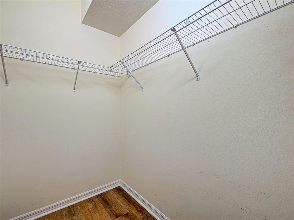 待售: $340,000 (2 贝兹, 2 浴室, 1165 平方英尺)