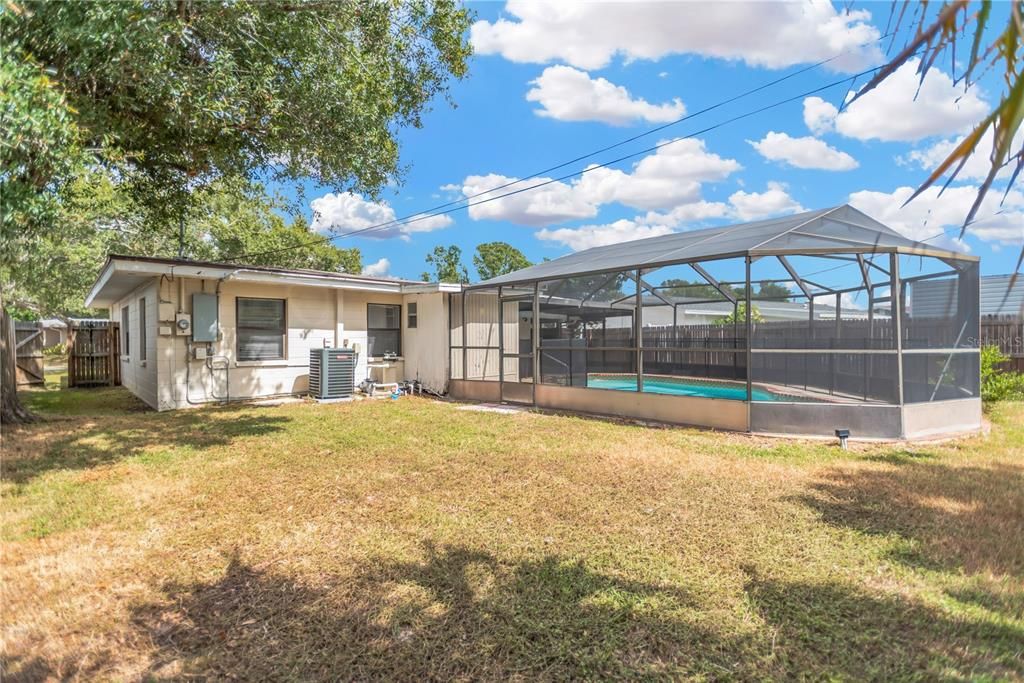 For Sale: $435,000 (3 beds, 2 baths, 1341 Square Feet)