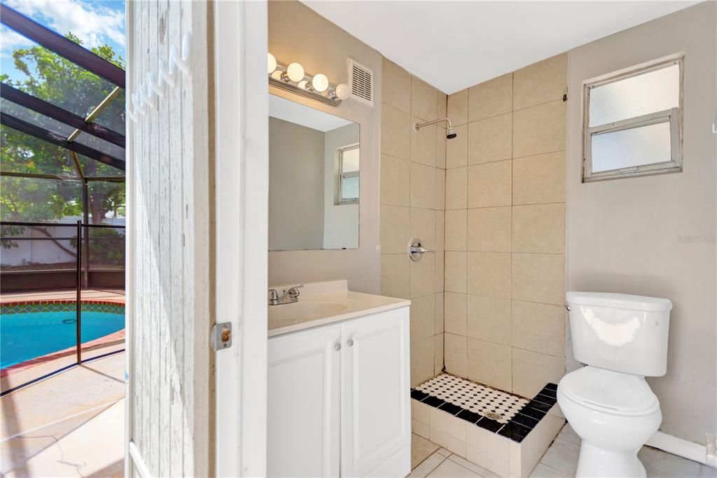 For Sale: $435,000 (3 beds, 2 baths, 1341 Square Feet)