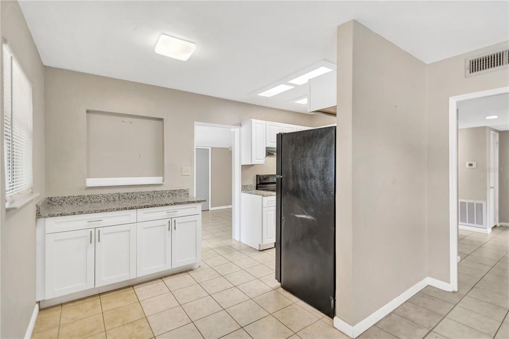 For Sale: $435,000 (3 beds, 2 baths, 1341 Square Feet)