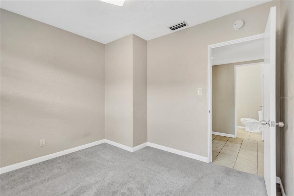 For Sale: $435,000 (3 beds, 2 baths, 1341 Square Feet)