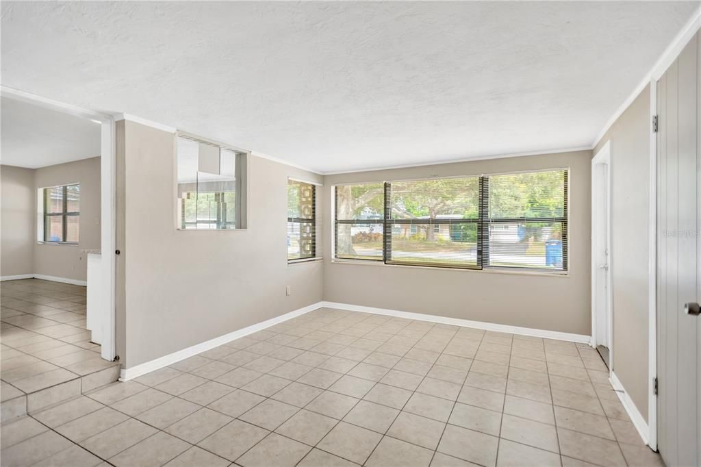 For Sale: $435,000 (3 beds, 2 baths, 1341 Square Feet)