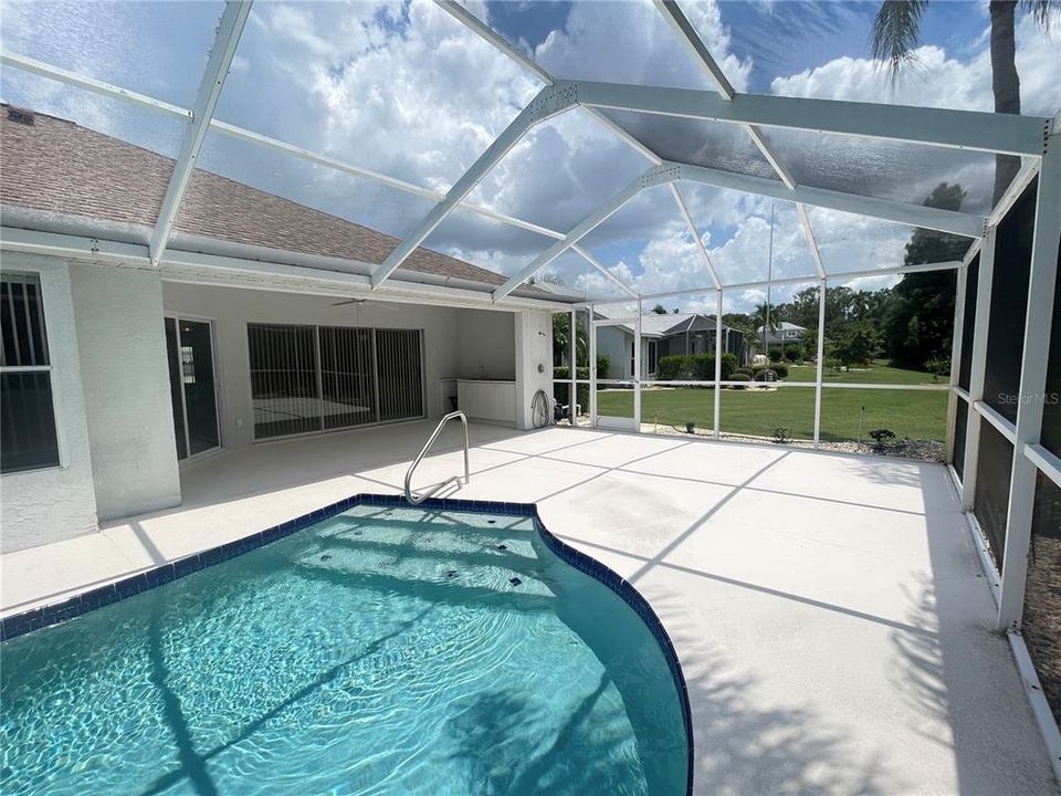 В аренду: $2,450 (2 спален, 2 ванн, 1888 Квадратных фут)