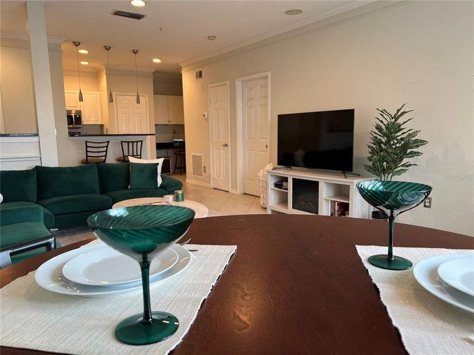 En Venta: $179,900 (1 camas, 1 baños, 890 Pies cuadrados)