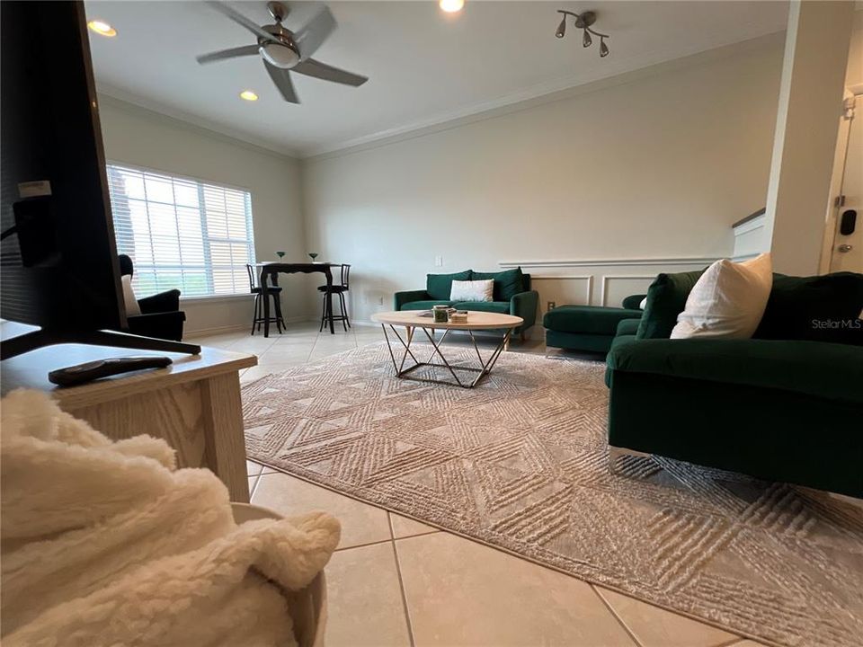 En Venta: $179,900 (1 camas, 1 baños, 890 Pies cuadrados)