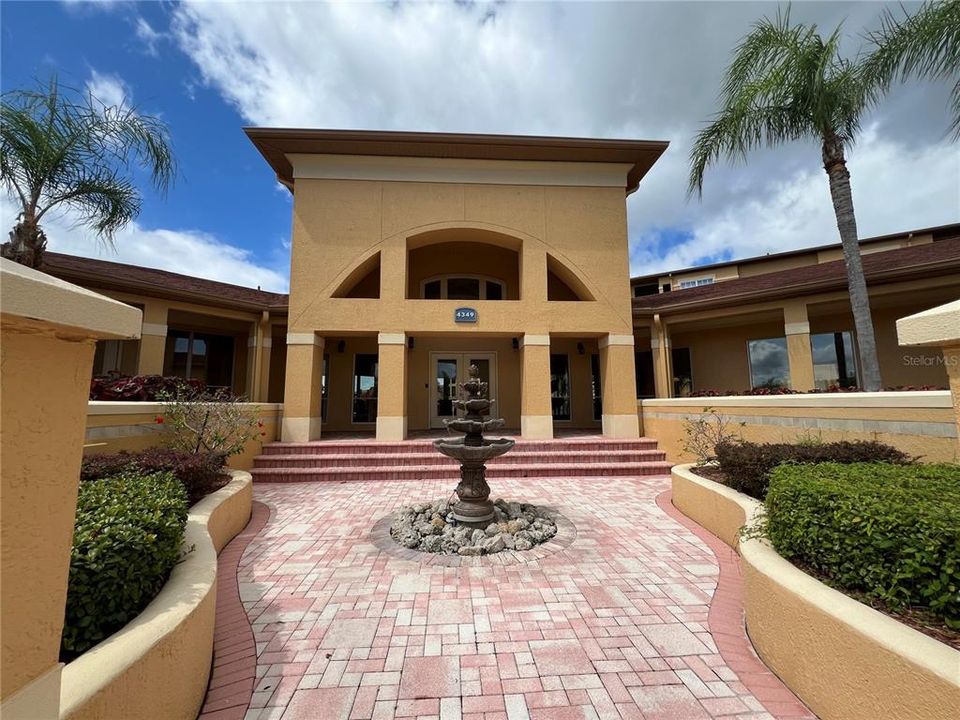 En Venta: $179,900 (1 camas, 1 baños, 890 Pies cuadrados)