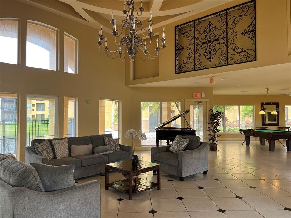 En Venta: $179,900 (1 camas, 1 baños, 890 Pies cuadrados)