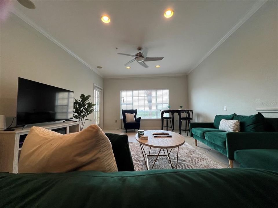 En Venta: $179,900 (1 camas, 1 baños, 890 Pies cuadrados)