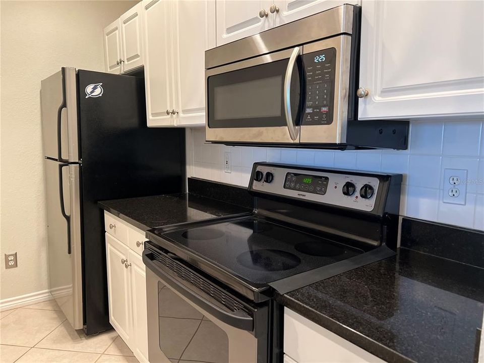 En Venta: $179,900 (1 camas, 1 baños, 890 Pies cuadrados)