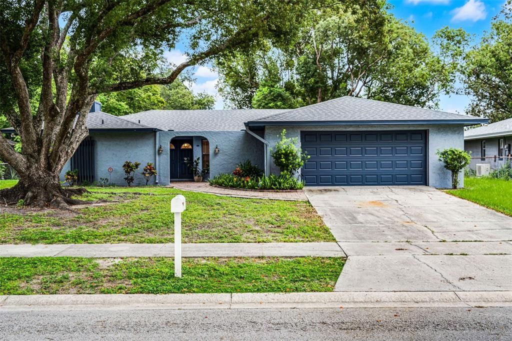 Recently Sold: $335,000 (4 beds, 2 baths, 1849 Square Feet)