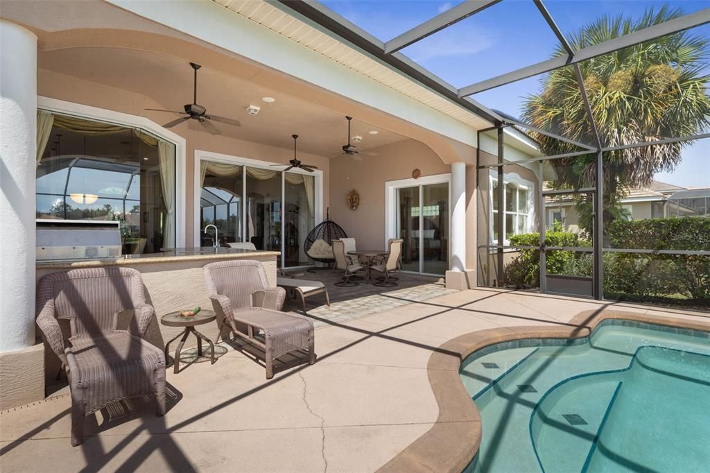 En Venta: $1,185,000 (4 camas, 3 baños, 2946 Pies cuadrados)