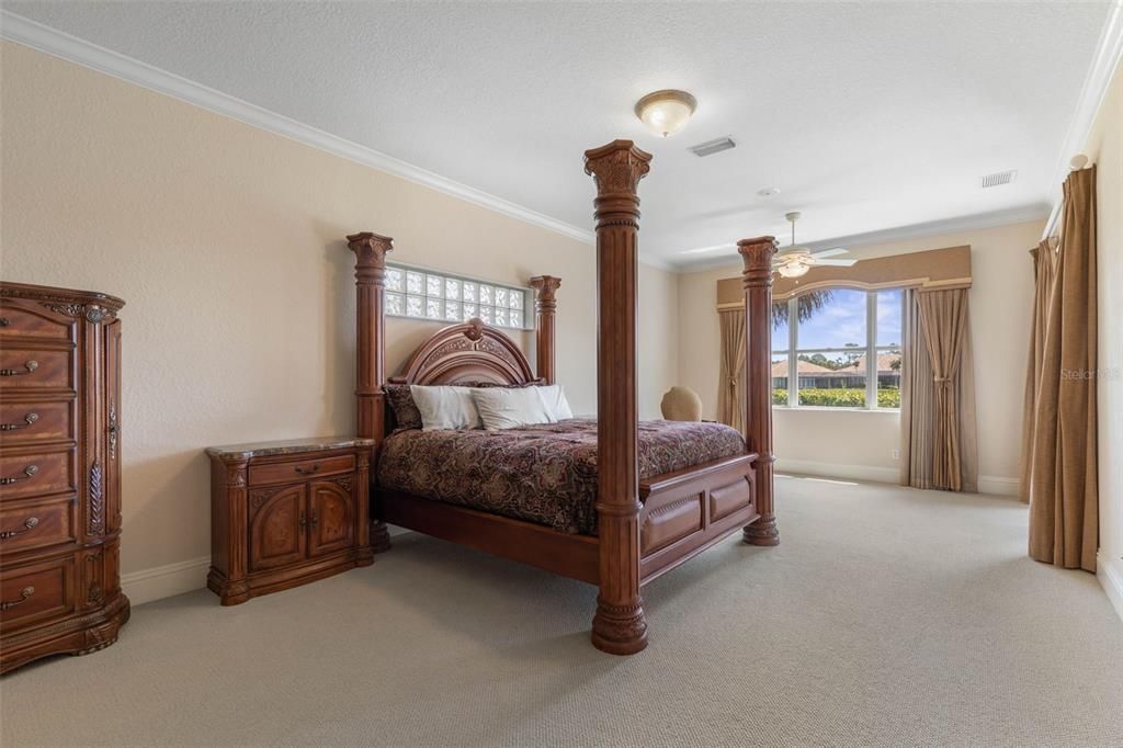 En Venta: $1,185,000 (4 camas, 3 baños, 2946 Pies cuadrados)